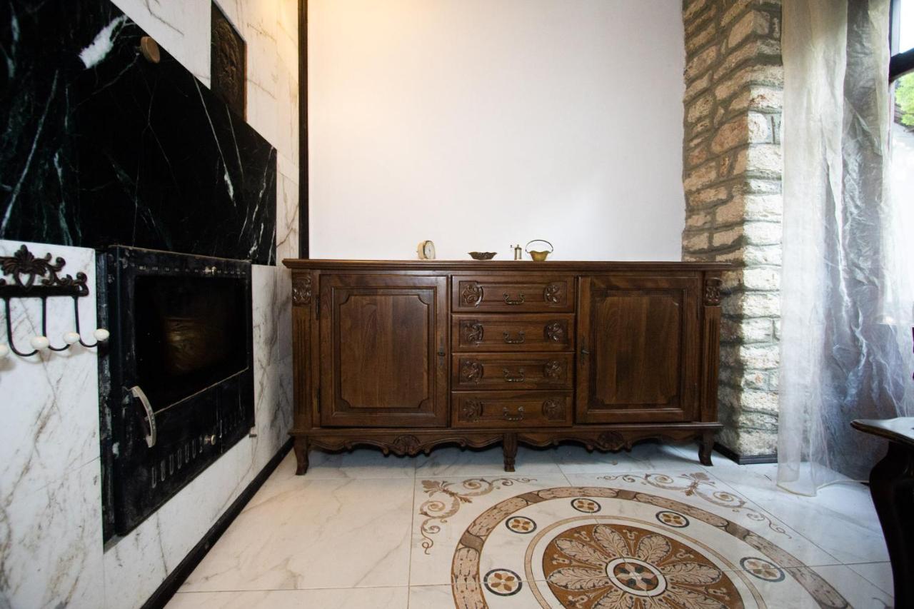 Старата Баkалия The Old Grocery, Guest Rooms Baltjik Exteriör bild