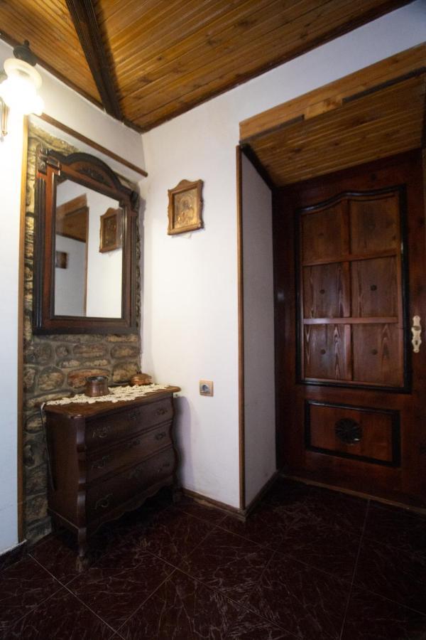 Старата Баkалия The Old Grocery, Guest Rooms Baltjik Exteriör bild