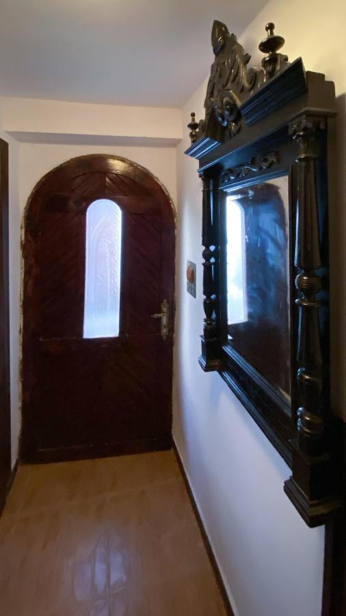 Старата Баkалия The Old Grocery, Guest Rooms Baltjik Exteriör bild