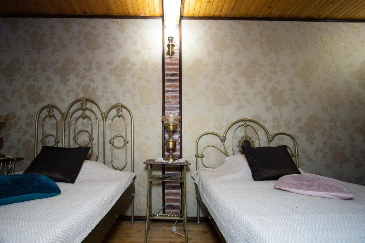 Старата Баkалия The Old Grocery, Guest Rooms Baltjik Exteriör bild