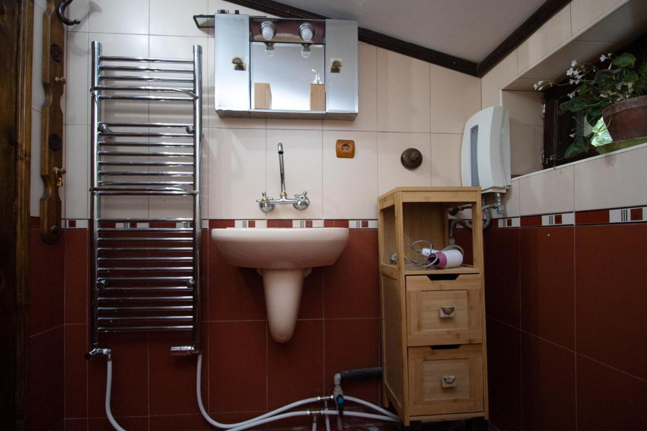Старата Баkалия The Old Grocery, Guest Rooms Baltjik Exteriör bild