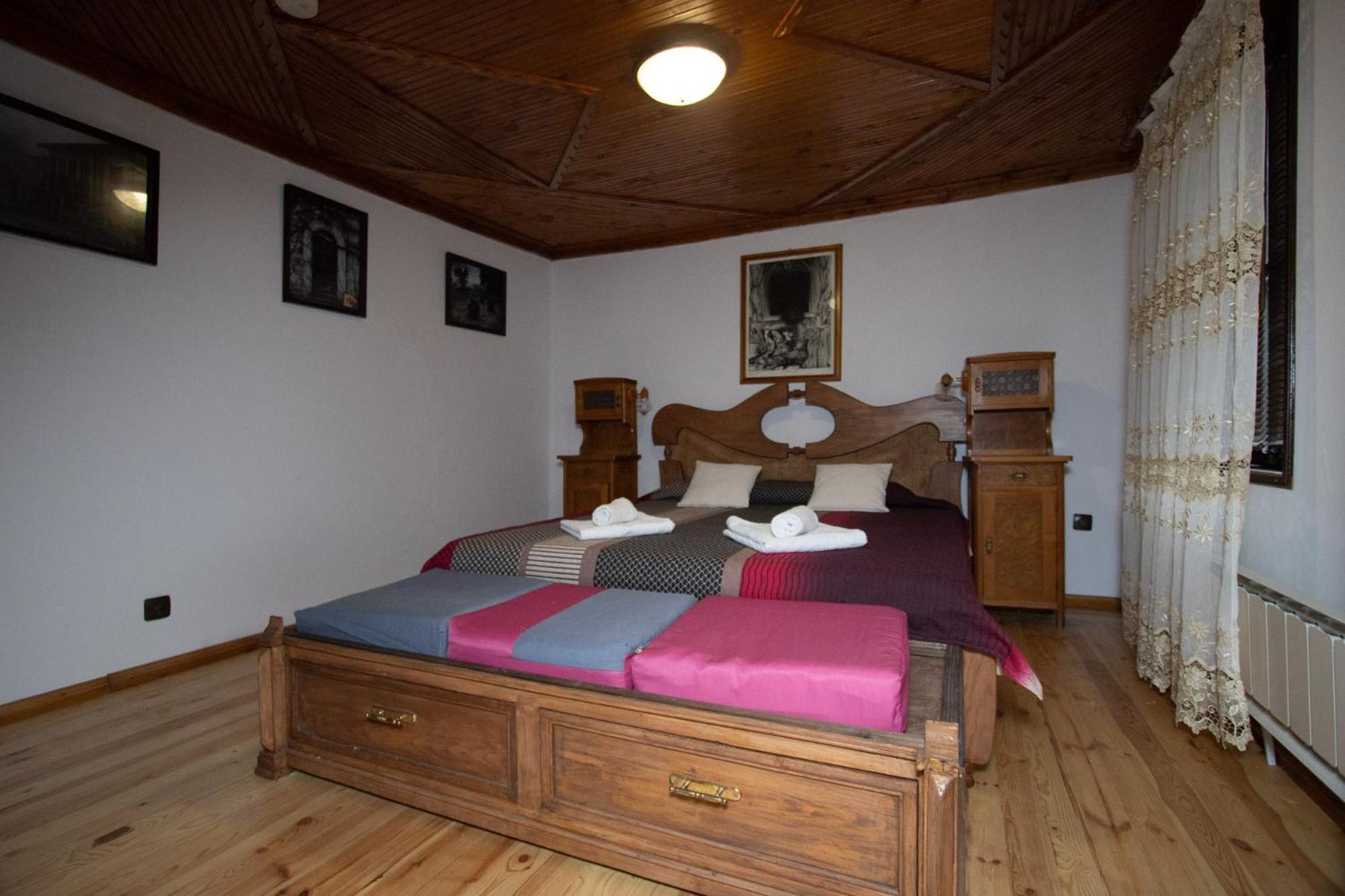 Старата Баkалия The Old Grocery, Guest Rooms Baltjik Exteriör bild