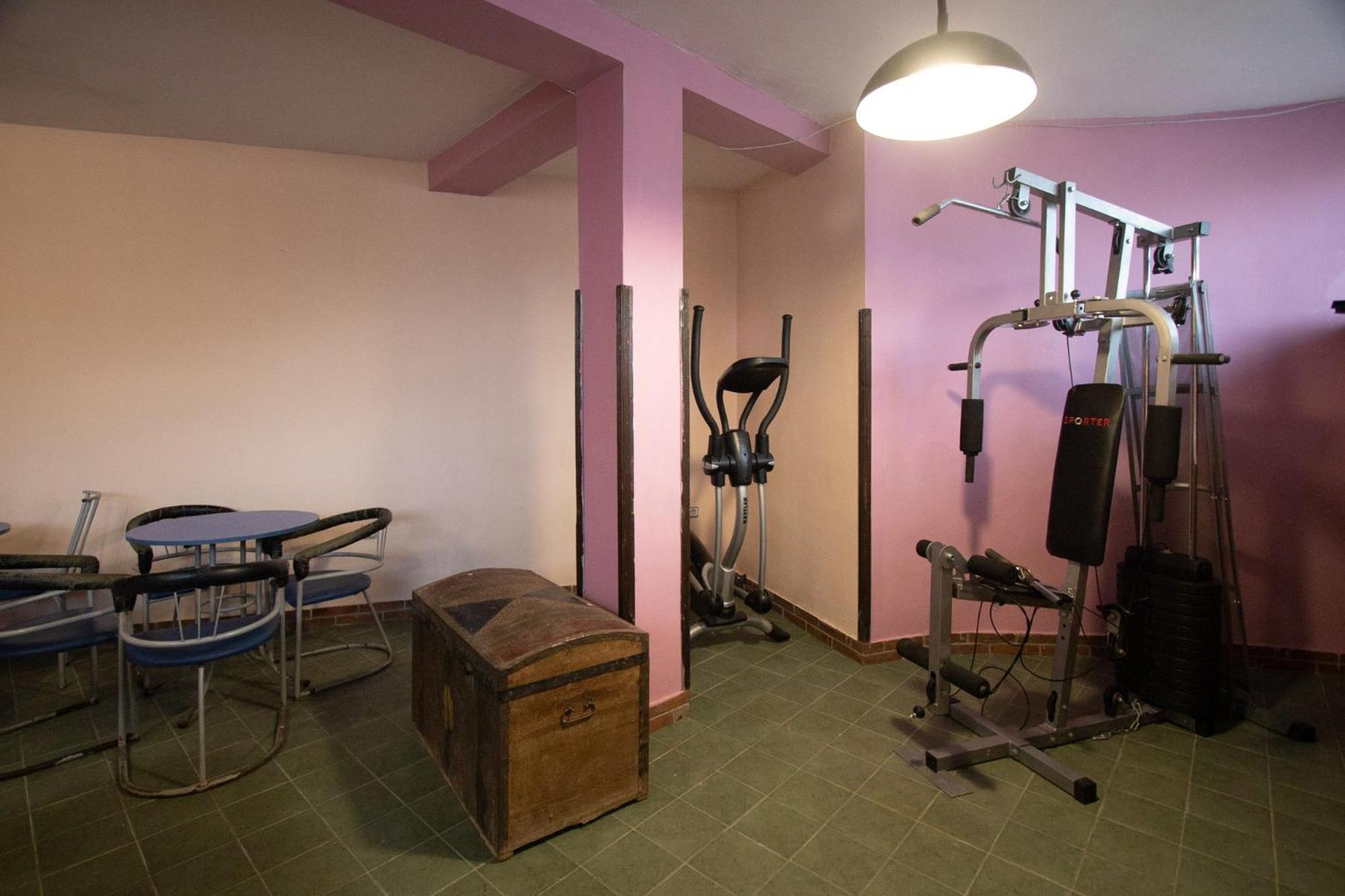 Старата Баkалия The Old Grocery, Guest Rooms Baltjik Exteriör bild