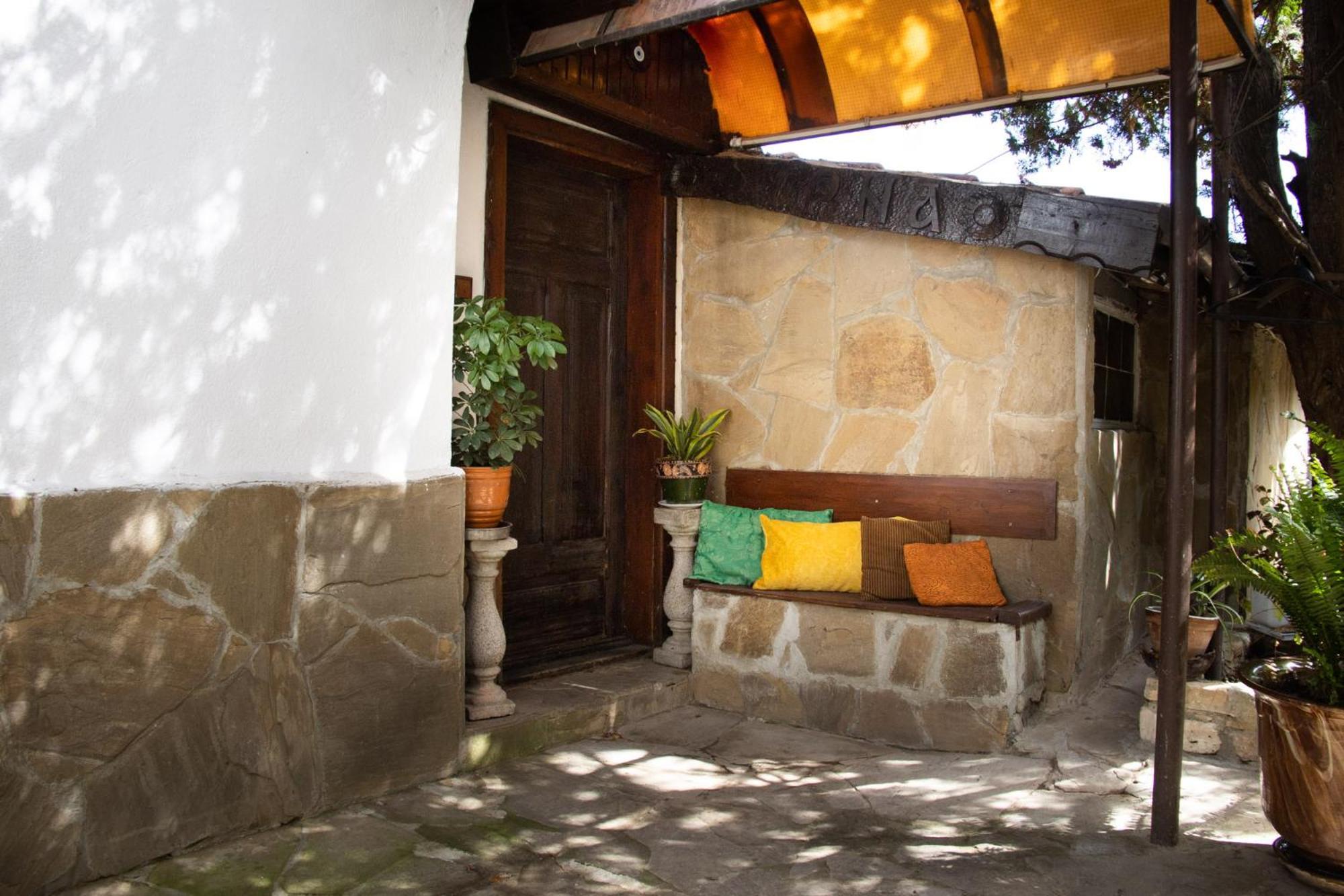 Старата Баkалия The Old Grocery, Guest Rooms Baltjik Exteriör bild