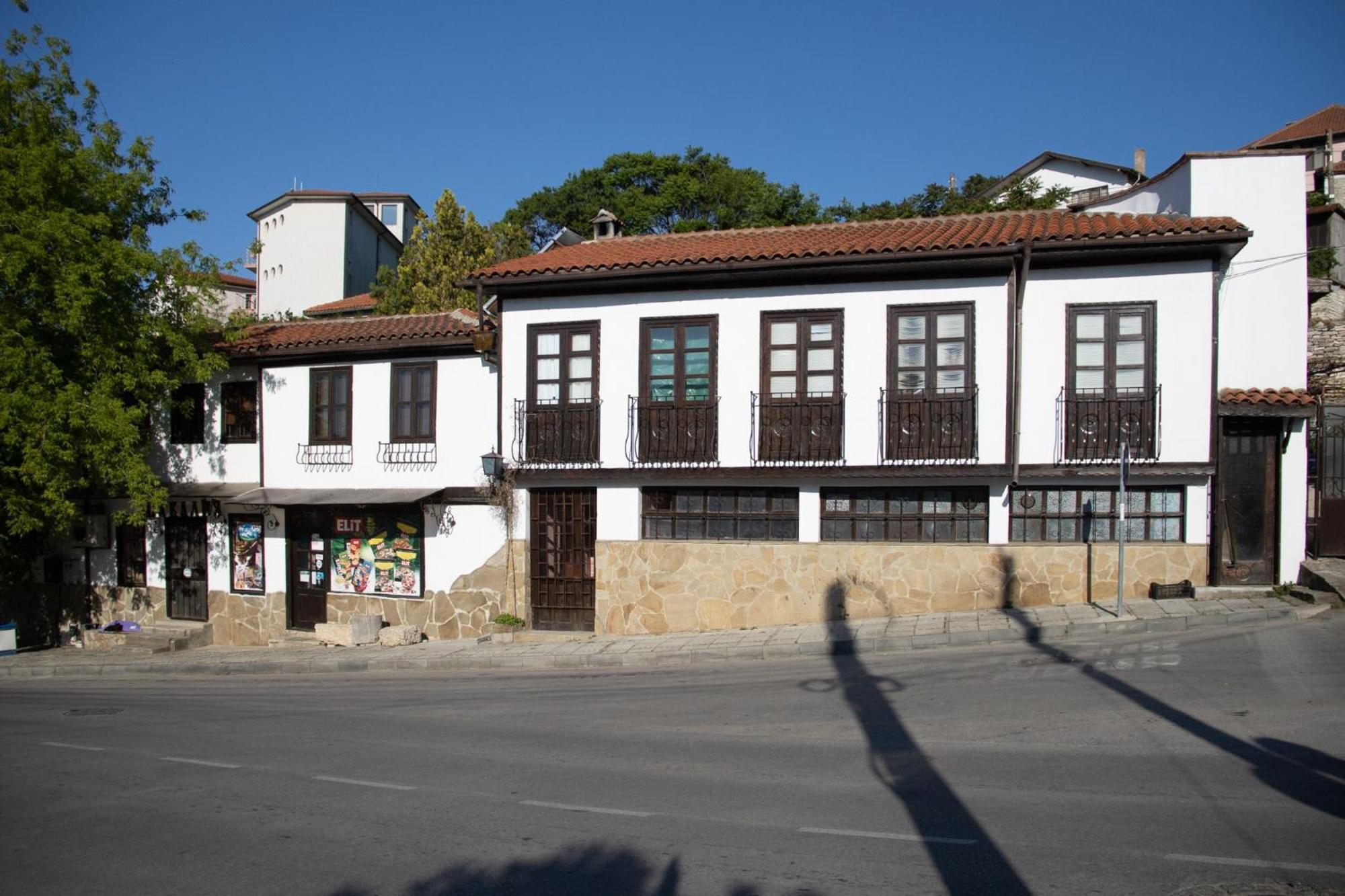 Старата Баkалия The Old Grocery, Guest Rooms Baltjik Exteriör bild