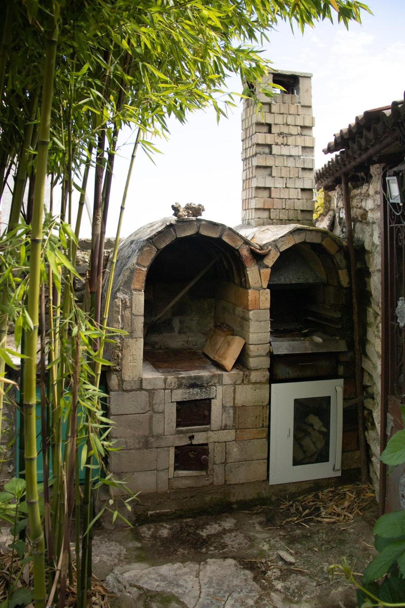 Старата Баkалия The Old Grocery, Guest Rooms Baltjik Exteriör bild